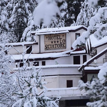 Hotel Lo Sciatore Cotronei ภายนอก รูปภาพ