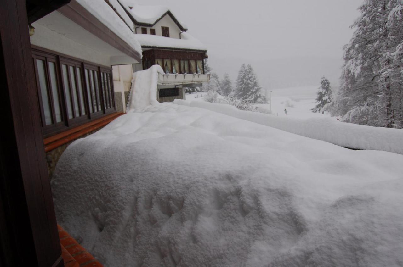 Hotel Lo Sciatore Cotronei ภายนอก รูปภาพ